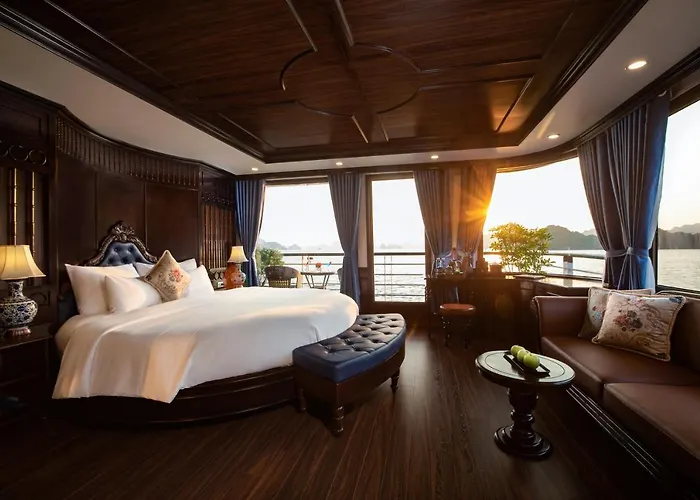 La Casta Regal 5-Star 2D1N - Lan Ha - Balcony & Bathtub Ocean View 5* Ha Long