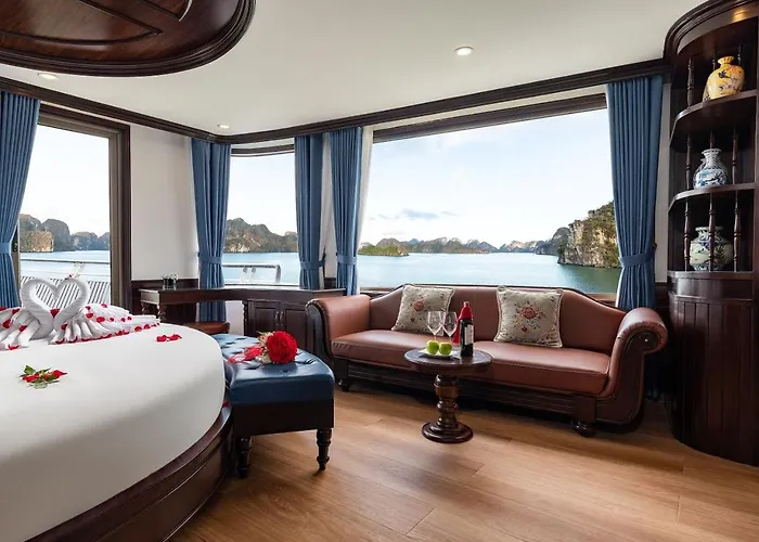 La Casta Regal 5-Star 2D1N - Lan Ha - Balcony & Bathtub Ocean View Ha Long