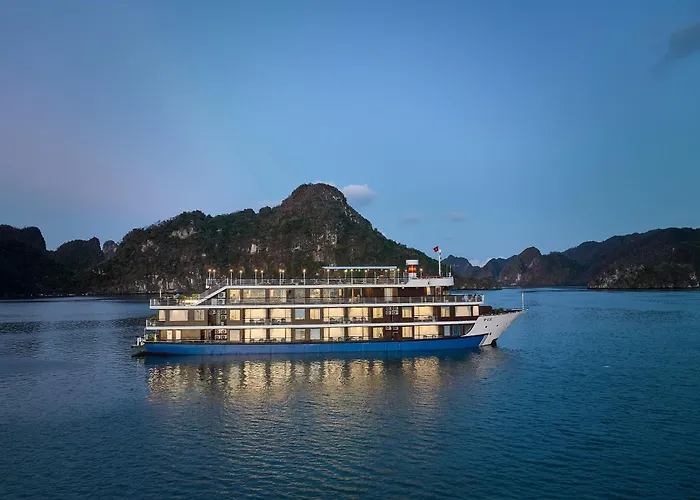 La Casta Regal 5-Star 2D1N - Lan Ha - Balcony & Bathtub Ocean View 5*